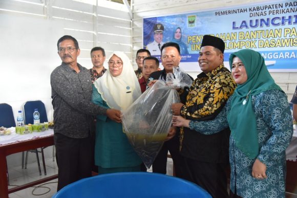 Dukung Ketahanan Pangan, 37 Dasawisma Berprestasi Di Kabupaten Padang Pariaman Terima 166 Paket Kolam Fiber
