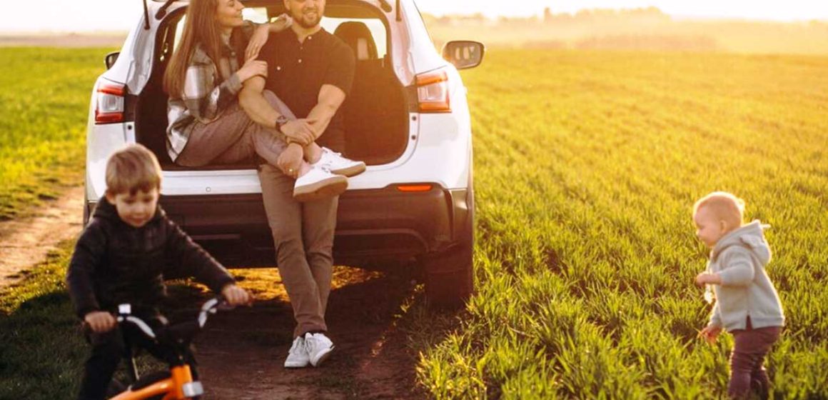 Tips Keselamatan Berlibur Akhir Tahun Bersama Keluarga dengan Mobil Suzuki