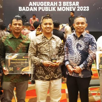 Kabupaten Padang Pariaman Raih Penghargaan Informatif dari KI Sumatera Barat