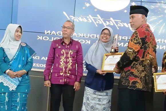 RSUD Padang Pariaman Meraih Peringkat I pada Kompetensi Pelayanan Prima dan Inovasi Pelayanan Publik