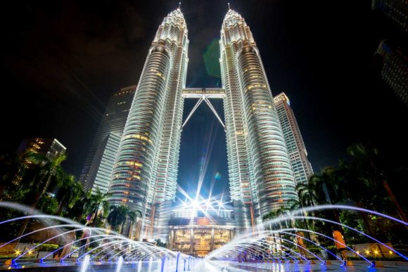 Tips Backpacking ke Malaysia: Memaksimalkan Pengalaman Wisata Tanah Jiran