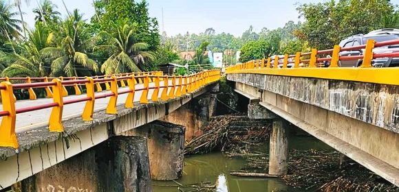 1.-Menata-Kembali-Jembatan-Kiambang-A Menata Kembali Jembatan Kiambang A: Upaya Pemulihan Pasca Banjir di Sumatera Barat