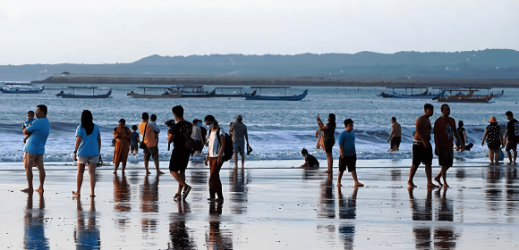 Tips Liburan Pantai: Nikmati Keindahan Matahari, Pasir Tips Liburan Pantai: Nikmati Keindahan Matahari, Pasir
