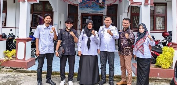 Diskominfo Kabupaten Solok Capai Peringkat 9 dalam Keterbukaan Informasi Publik Diskominfo Kabupaten Solok Capai Peringkat 9 dalam Keterbukaan Informasi Publik
