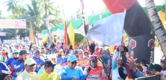 Sunua Raya Bike Community: Ribuan Pesepeda Padati Jalan Nan Sabaris dan Pariaman dalam Ajang Sepeda Santai yang Menggelora