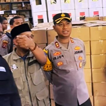 Pemeriksaan Gudang Logistik KPU Padang Pariaman oleh Kapolres Ahmad Faisol Amir Menjelang Pemilu 2024