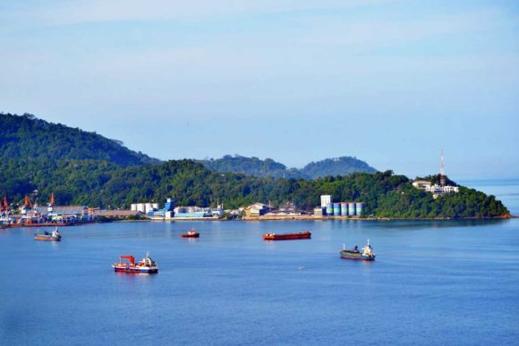 Teluk Bayur, Destinasi Unggulan Kapal Pesiar: Kedalaman Laut dan Pelayanan Prima PT Pelindo Regional 2 Membuka Peluang Ekonomi dan Pariwisata di Sumatera Barat