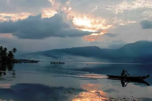 Indahnya Destinasi Wisata Danau di Ranah Minang, Sumatera Barat