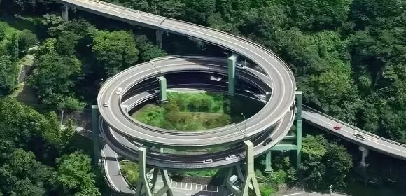 Flyover Sitinjau Lauik: Terobosan Positif Pembangunan Infrastruktur Sumatera Barat untuk Keselamatan dan Kemudahan Akses