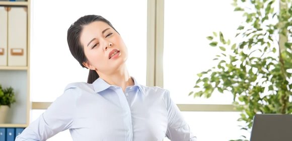 Duduk Terlalu Lama? Tips Sehat Agar Tetap Aktif di Kantor! Duduk Terlalu Lama? Tips Sehat Agar Tetap Aktif di Kantor!