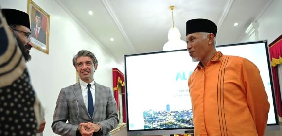 Potensi Investasi Pariwisata di Sumatera Barat: SAJA Group dari Turki Jajaki Kawasan Mandeh dan Mentawai Potensi Investasi Pariwisata di Sumatera Barat: SAJA Group dari Turki Jajaki Kawasan Mandeh dan Mentawai