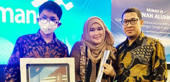 Frida Nursanti Aulia, Alumnus Berprestasi Universitas IPB yang Sukses Merintis Bisnis Fashion dengan Sentuhan Batik Kota Bogor
