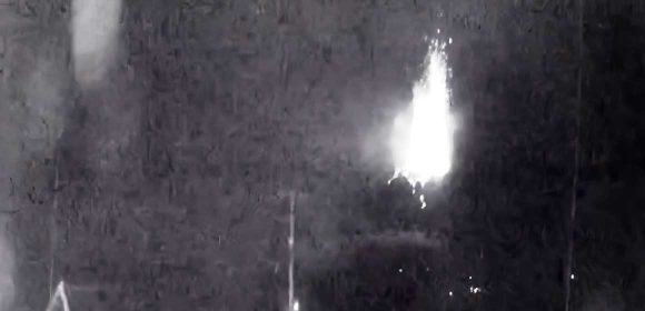 Gunung Marapi Kembali Erupsi, Pijar Merah Tinggi Meluncur ke Langit