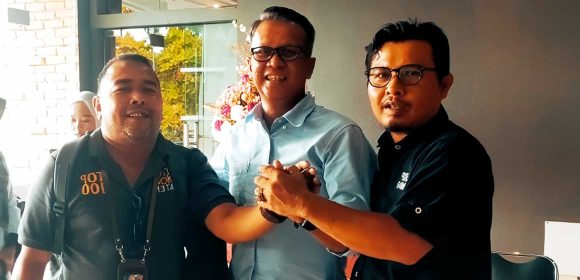 Indrieffouny-Indra Indrieffouny Indra: Putra Terbaik Bari Sicincin Pimpin PT Semen Padang