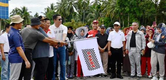 Meriahnya Perayaan HUT ke-191 Kabupaten Padang Pariaman, Ribuan Warga Beraksi dalam Gerak Jalan Jantung Sehat!