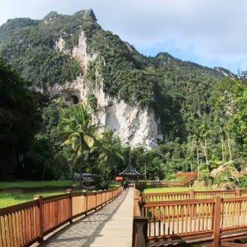 Geopark Silokek: Memperkenalkan Keindahan Alam dan Budaya Minangkabau