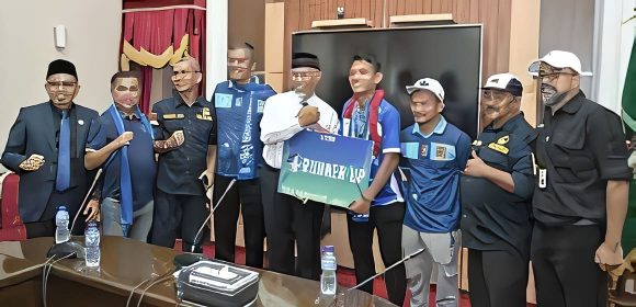 Prestasi Kilau Persikopa: Bonus 100 Juta dari Gubernur Sumatera Barat Prestasi Kilau Persikopa: Bonus 100 Juta dari Gubernur Sumatera Barat