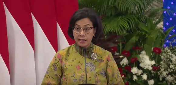 Sri Mulyani Temui Jokowi: Isu Mundur dari Kabinet Sri Mulyani Temui Jokowi: Isu Mundur dari Kabinet