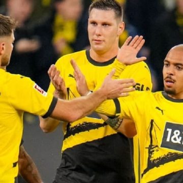 Donyell Malen Pimpin Kemenangan Dortmund 3-0 atas Freiburg