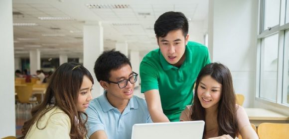 Memilih Jurusan Kuliah Pertimbangan Penting untuk Sukses di Perguruan Tinggi Memilih Jurusan Kuliah Pertimbangan Penting untuk Sukses di Perguruan Tinggi