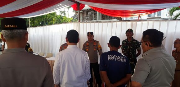 Pemilu 2024 326.303 Warga Padang Pariaman Gunakan Hak Pilih di 1.356 TPS Pemilu 2024 326.303 Warga Padang Pariaman Gunakan Hak Pilih di 1.356 TPS