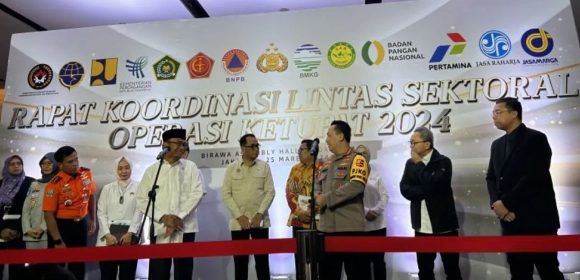 Antisipasi Banjir Saat Mudik Langkah Polri dan Pemerintah untuk Kelancaran Perjalanan Lebaran 2024 Antisipasi Banjir Saat Mudik: Langkah Polri dan Pemerintah untuk Kelancaran Perjalanan Lebaran 2024