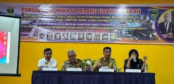 Forum Komunikasi Pelaku Usaha Daerah DPMPTSP Sumatera Barat di Hotel Saga Murni Forum Komunikasi Pelaku Usaha Daerah DPMPTSP Sumatera Barat di Hotel Saga Murni