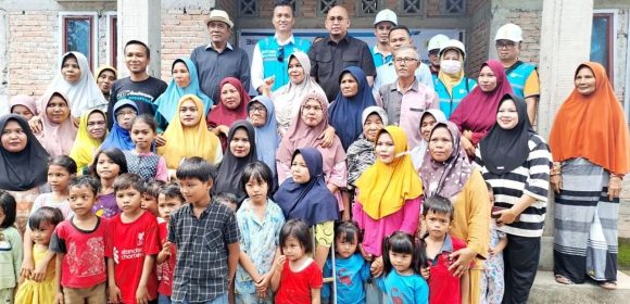 Komitmen PT PLN (Persero) dalam Menjangkau Wilayah Terpencil Sebuah Inisiatif Listrik di Sumatera Barat Komitmen PT PLN (Persero) dalam Menjangkau Wilayah Terpencil: Sebuah Inisiatif Listrik di Sumatera Barat