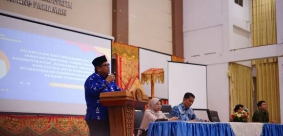 Pelantikan Pejabat di Padang Pariaman Membangun Amanah Baru Pelantikan Pejabat di Padang Pariaman: Membangun Amanah Baru