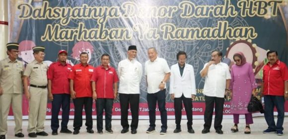 Mahyeldi Ansharullah Apresiasi HBT Sumbar atas Kegiatan Donor Darah dalam Bulan Suci Ramadhan