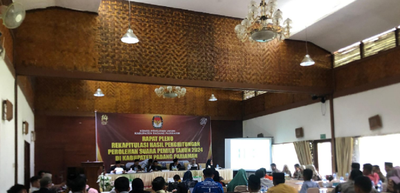 Rapat Pleno Rekapitulasi Hasil Pemilu 2024 Kabupaten Padang Pariaman Rapat Pleno Rekapitulasi Hasil Pemilu 2024 Kabupaten Padang Pariaman