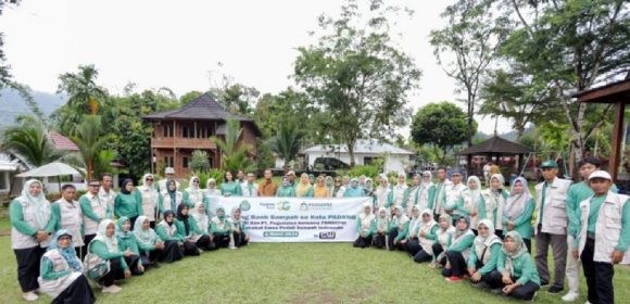 Sinergi Hijau di Kota Padang: Kolaborasi Pegadaian dan Bank Sampah untuk Lingkungan yang Lebih Baik Sinergi Hijau di Kota Padang: Kolaborasi Pegadaian dan Bank Sampah untuk Lingkungan yang Lebih Baik