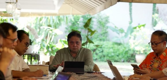 Menghadapi Gejolak Konflik di Timur Tengah Antisipasi dan Langkah Strategis Perekonomian Indonesia Menghadapi Gejolak Konflik di Timur Tengah Antisipasi dan Langkah Strategis Perekonomian Indonesia