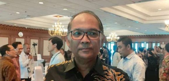 OJK Inisiasi Pembentukan Database Polis Asuransi Nasional Langkah Maju Menuju Industri Asuransi yang Lebih Transparan dan Terintegrasi OJK Inisiasi Pembentukan Database Polis Asuransi Nasional Langkah Maju Menuju Industri Asuransi yang Lebih Transparan dan Terintegrasi