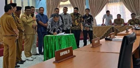 Bupati Padang Pariaman Usulkan Dua Ranperda Tambahan untuk Prioritas Pembahasan Tahun 2024