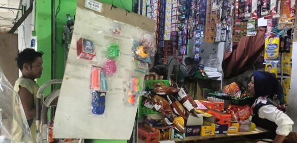 Pedagang Warung Madura di Denpasar Menolak Imbauan Berjualan Terbatas: Suara dari Penatih