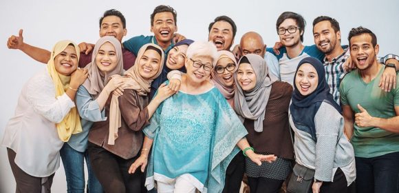 Cara Mengatasi Rasa Canggung Saat Kumpul Keluarga Besar