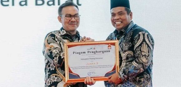 Padang Pariaman Mendapatkan Penghargaan Atas Pengentasan Stunting