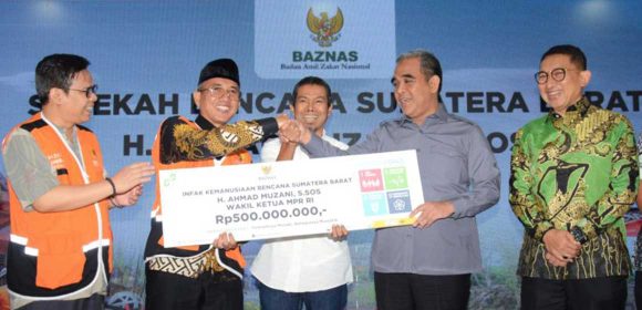 Penyaluran Bantuan Pimpinan MPR Melalui Baznas kepada Penyintas Bencana Sumbar