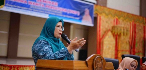 Dharma Wanita Persatuan Padang Pariaman Menggelar Seminar Yang Bertemakan “Orang Tua Merupakan Pilar Utama Dalam Pembentukan Karakter dan Kepribadian Anak”