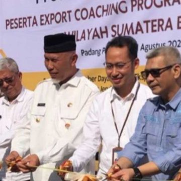 Gubernur Mahyeldi Minta Disperindag Kawal Program “Export Coaching Program”