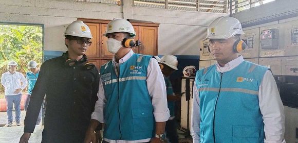 Menjelang HUT RI KE 79, PLN Unit Induk Distribusi (UID) Sumatera Barat Melakukan Supervisi Di Kepulauan Mentawai