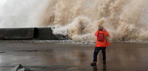 Pemprov Sumbar Meningkatkan Mitigasi Mengenai Potensi Gempa Dan Tsunami Mentawai