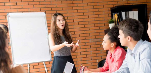 Tips Belajar Bisa Public Speaking