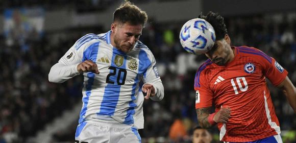 Argentina Hancurkan Chile dengan Skor 3:0
