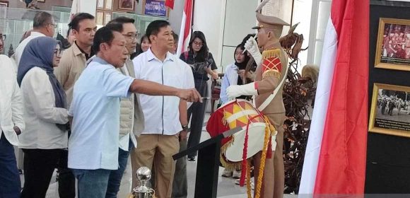 Cagub Ridwan Kamil Mengunjungi Kediaman Sutiyoso di Bekasi
