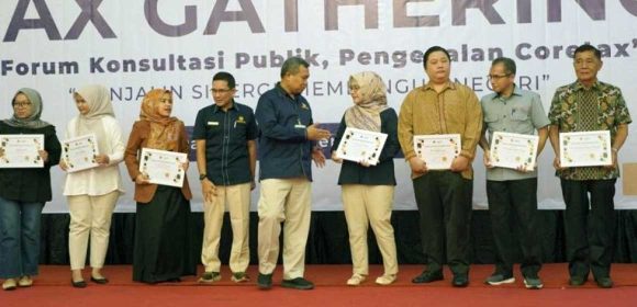 PT PLN Sumbar Dapat Penghargaan Pajak Dalam Menjalin Sinergi dan Membangun Negeri