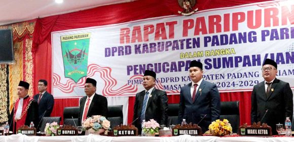 Wakil Bupati Padang Pariaman, Drs. Rahmang, M.M., menghadiri  Sidang Paripurna Pengucapan Sumpah Pimpinan DPRD Padang Pariaman untuk masa jabatan 2024-2029