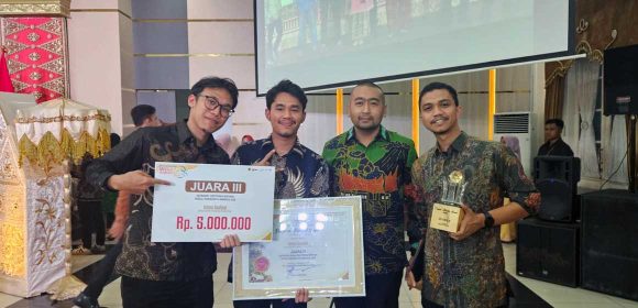 Tiga Usaha Wisata dari Padang Pariaman Sukses Raih Peduli Wisata Award 2024