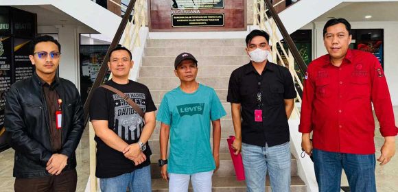 Kejaksaan Tinggi Sumbar Tangkap Buronan Korupsi Di Batam